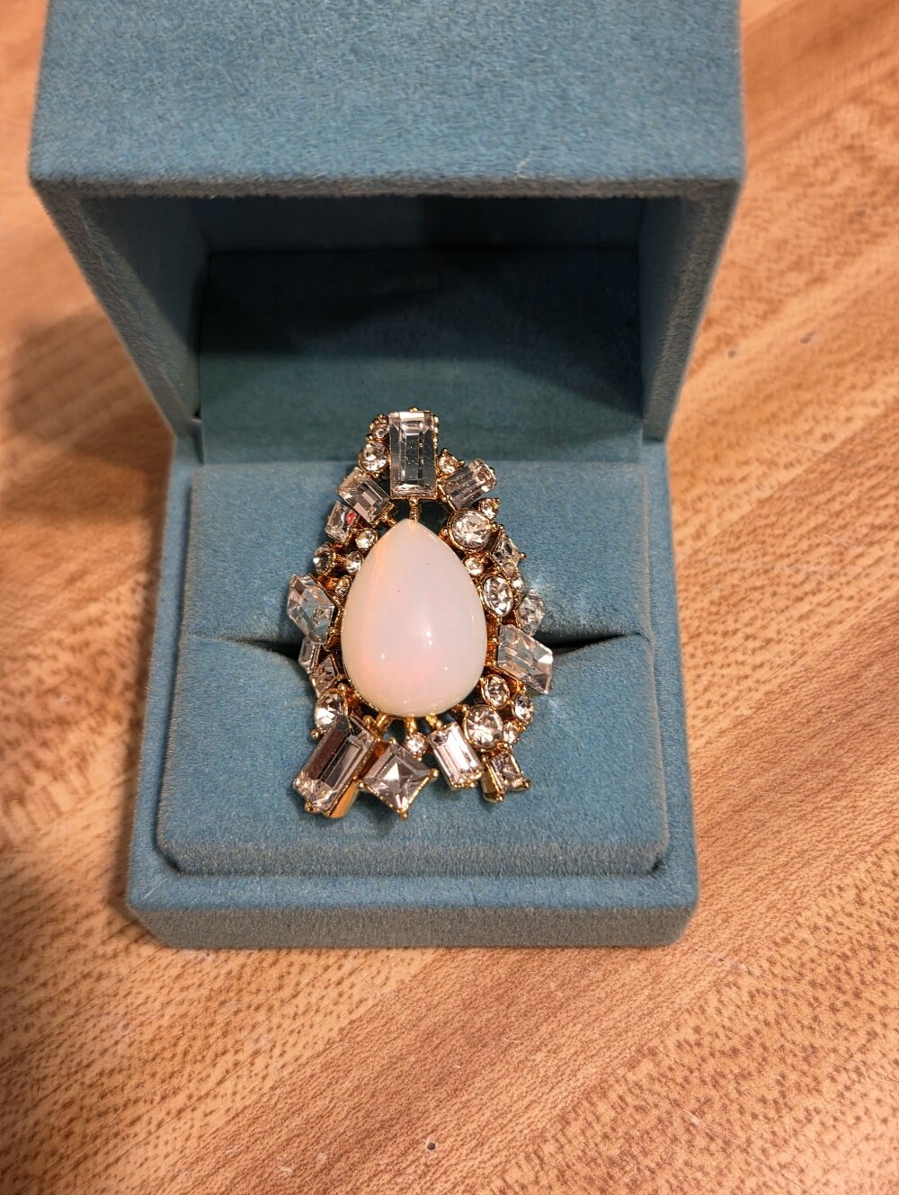 Kurt Geiger NWT/NIB Gorgeous Statement Ring Size 7